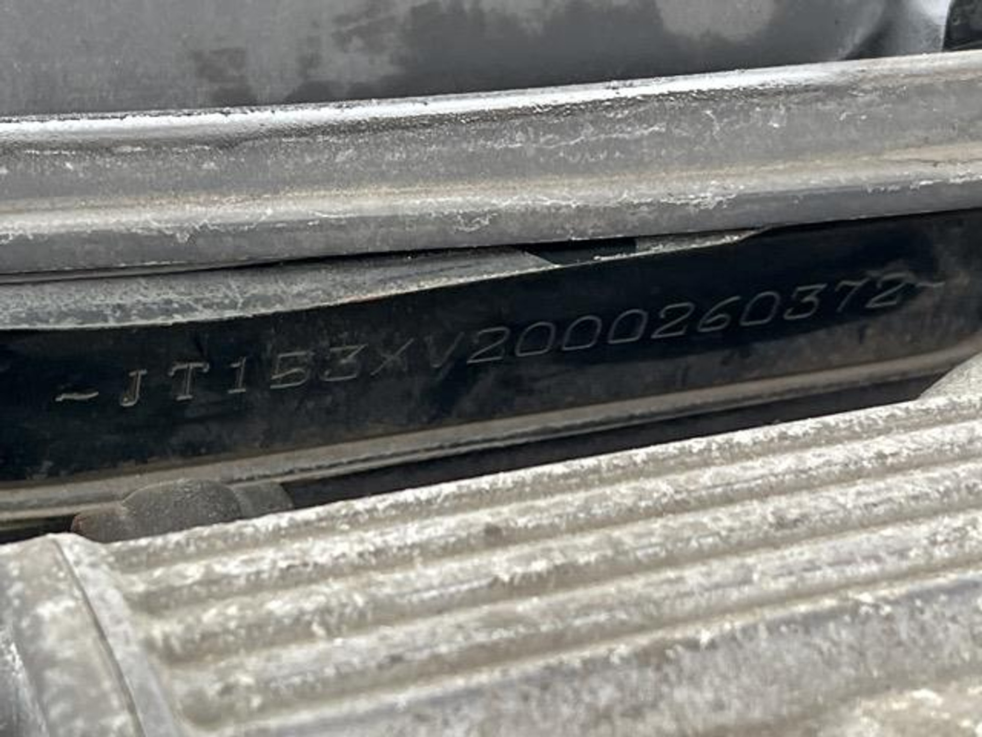 38458084-12.jpg