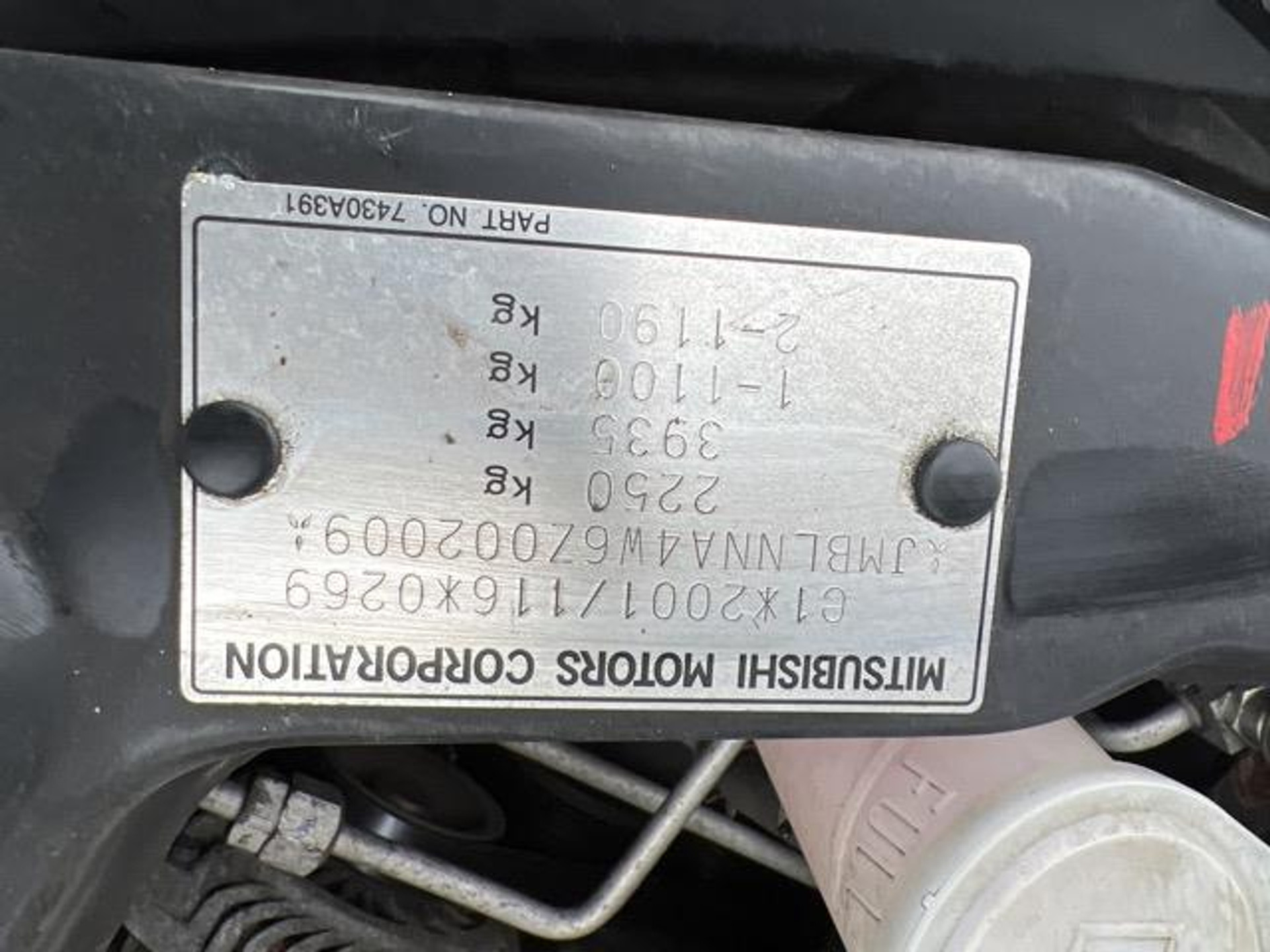 38712897-14.jpg
