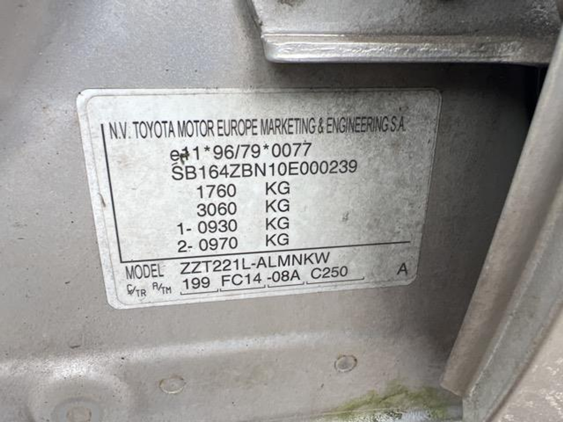 38714577-11.jpg