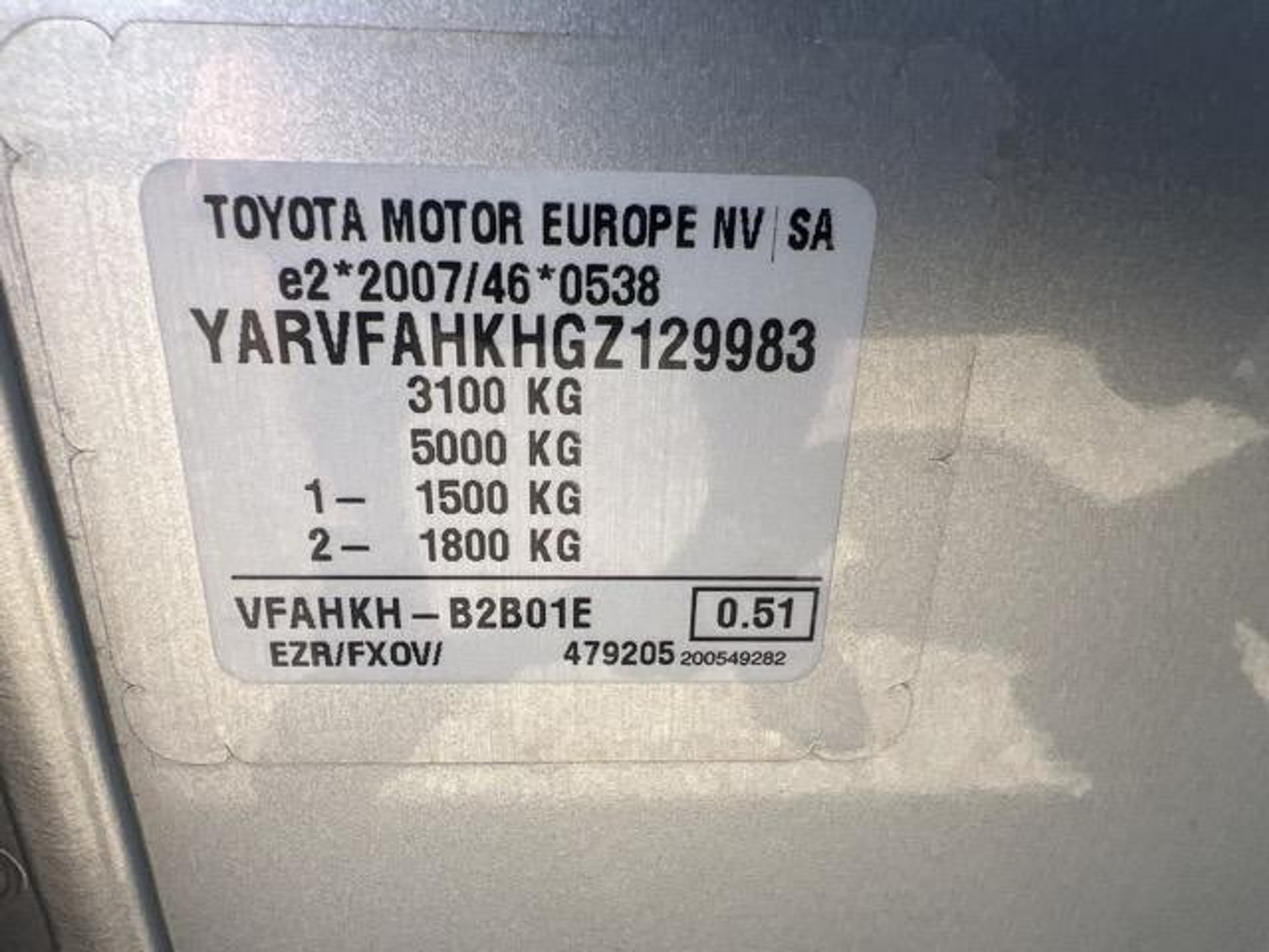 47832983-16.jpg