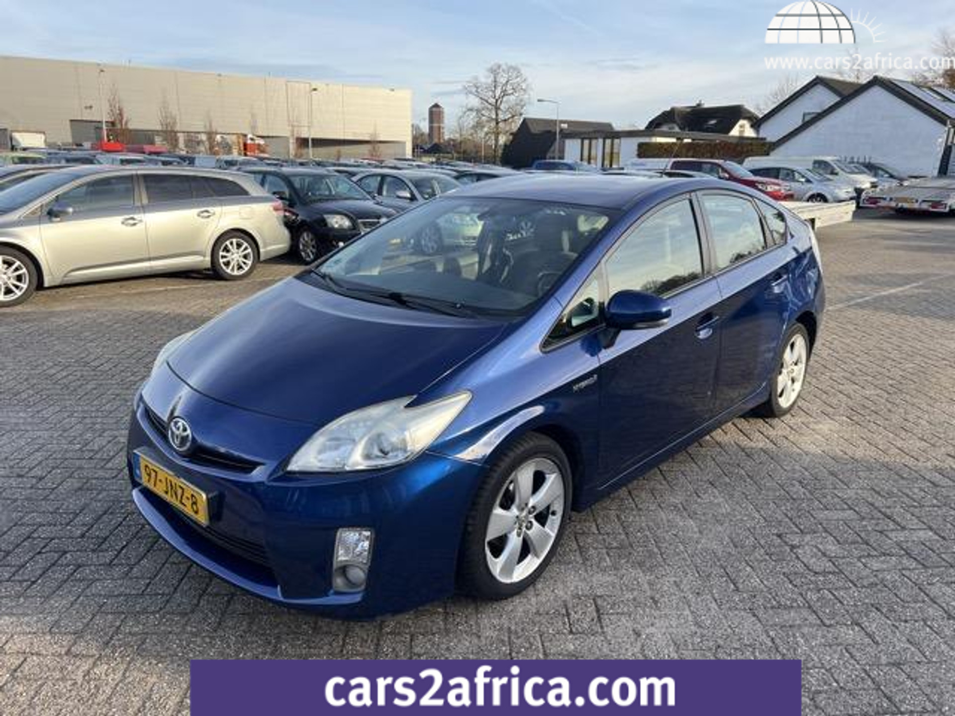 54361873-19.jpg