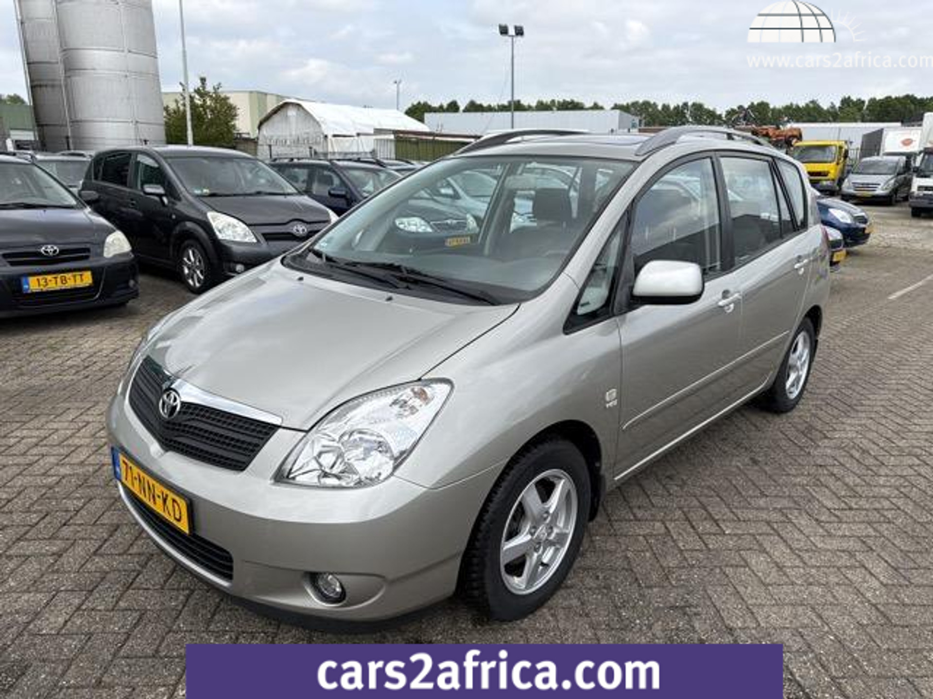 54004564-17.jpg