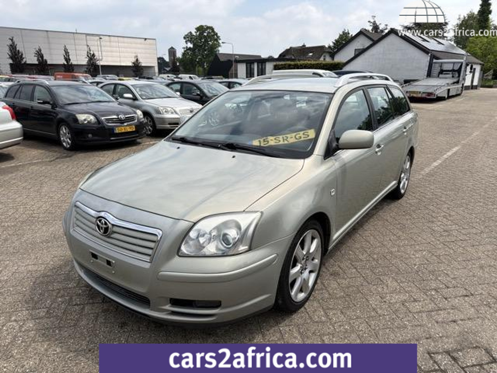 52790309-18.jpg