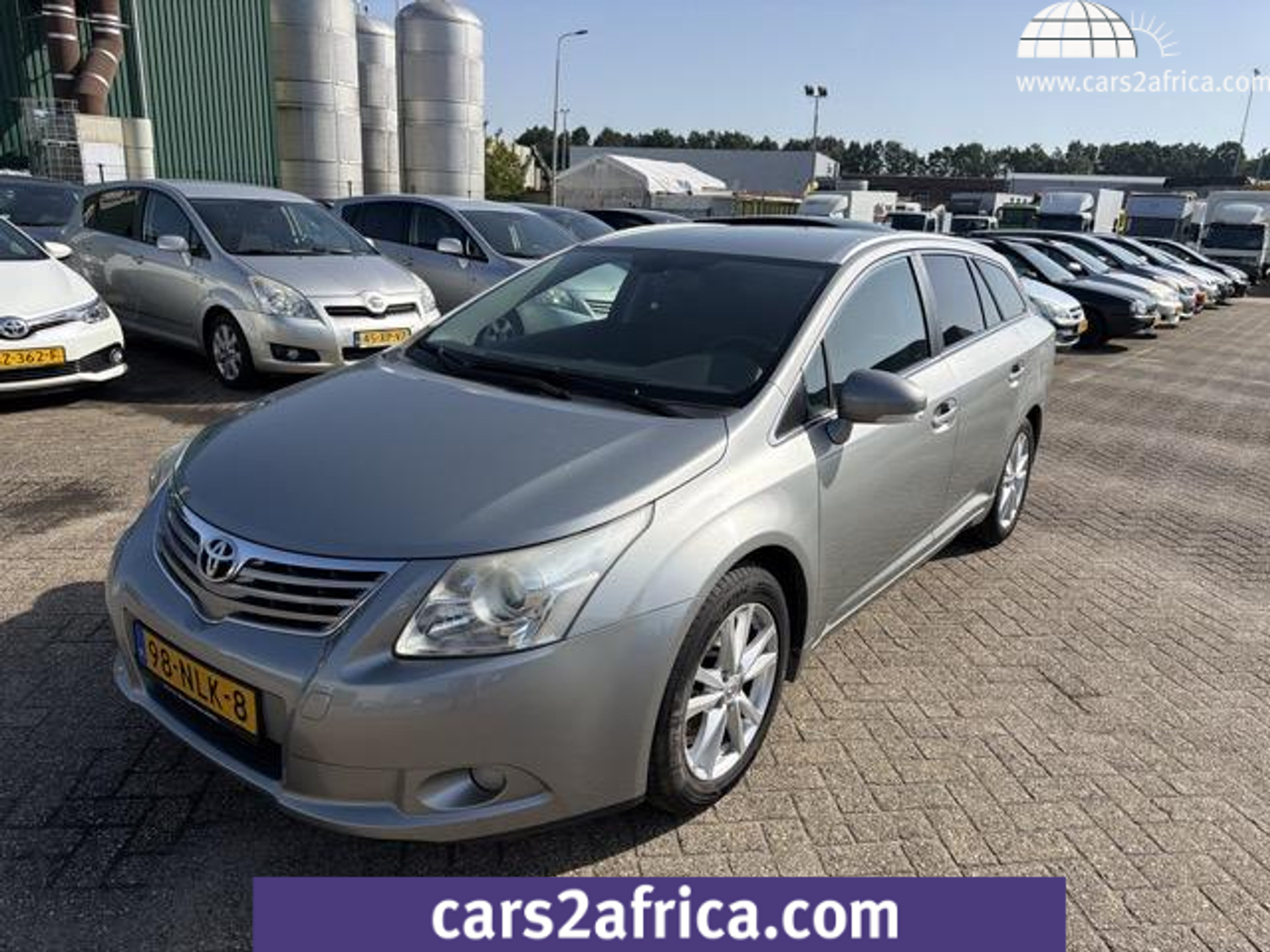 56254550-19.jpg
