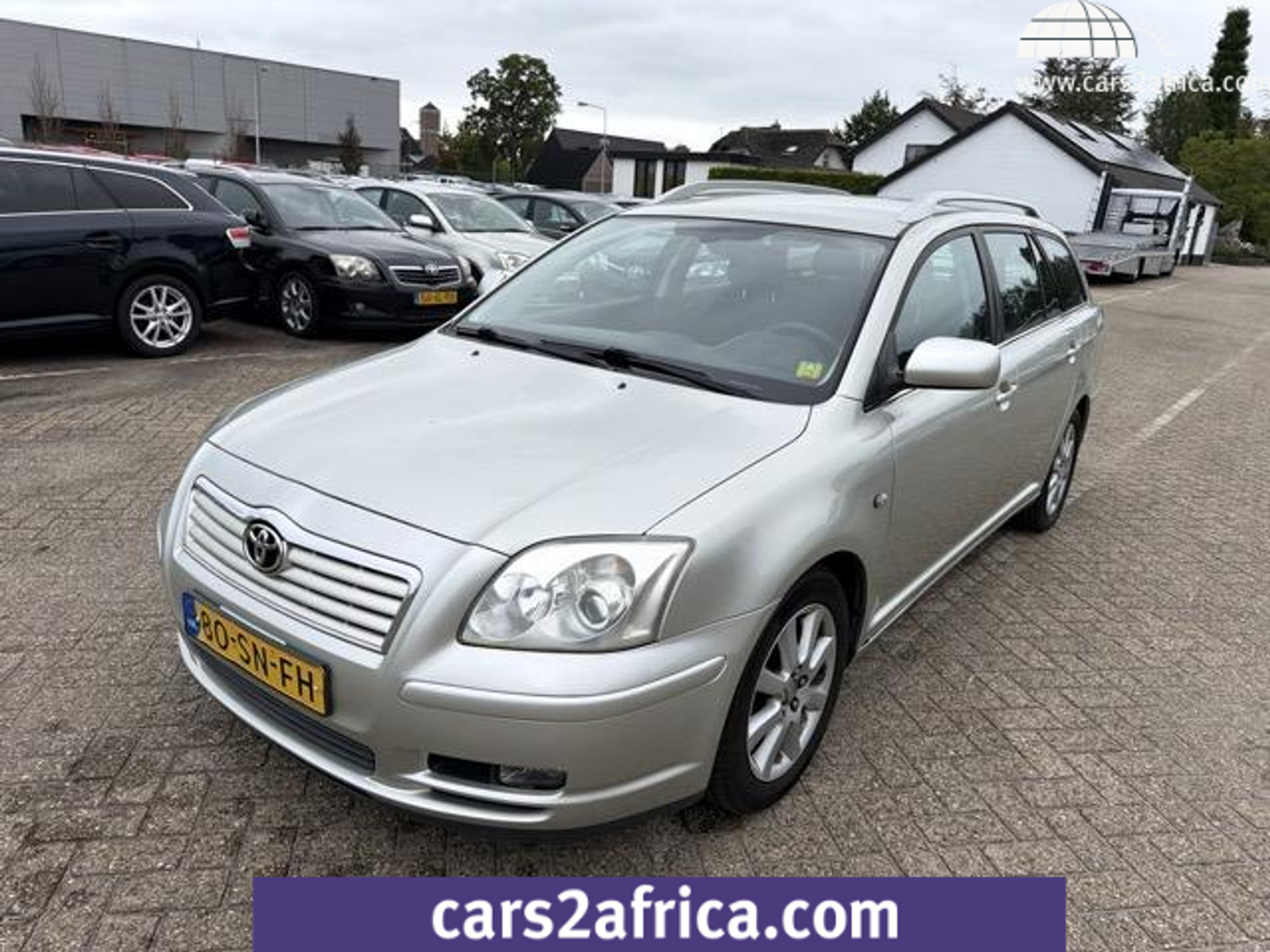 53713466-20.jpg