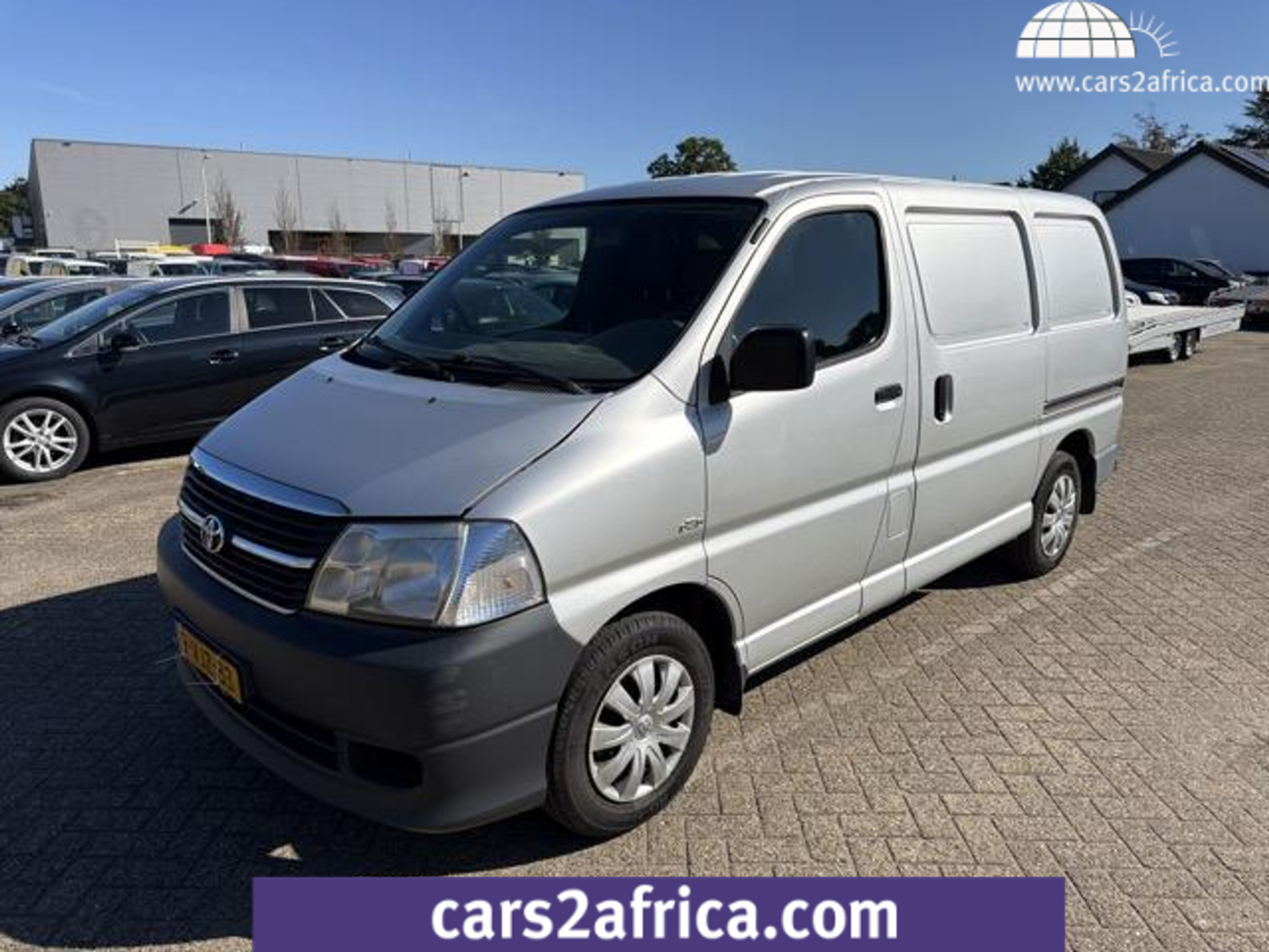 41183088-32.jpg